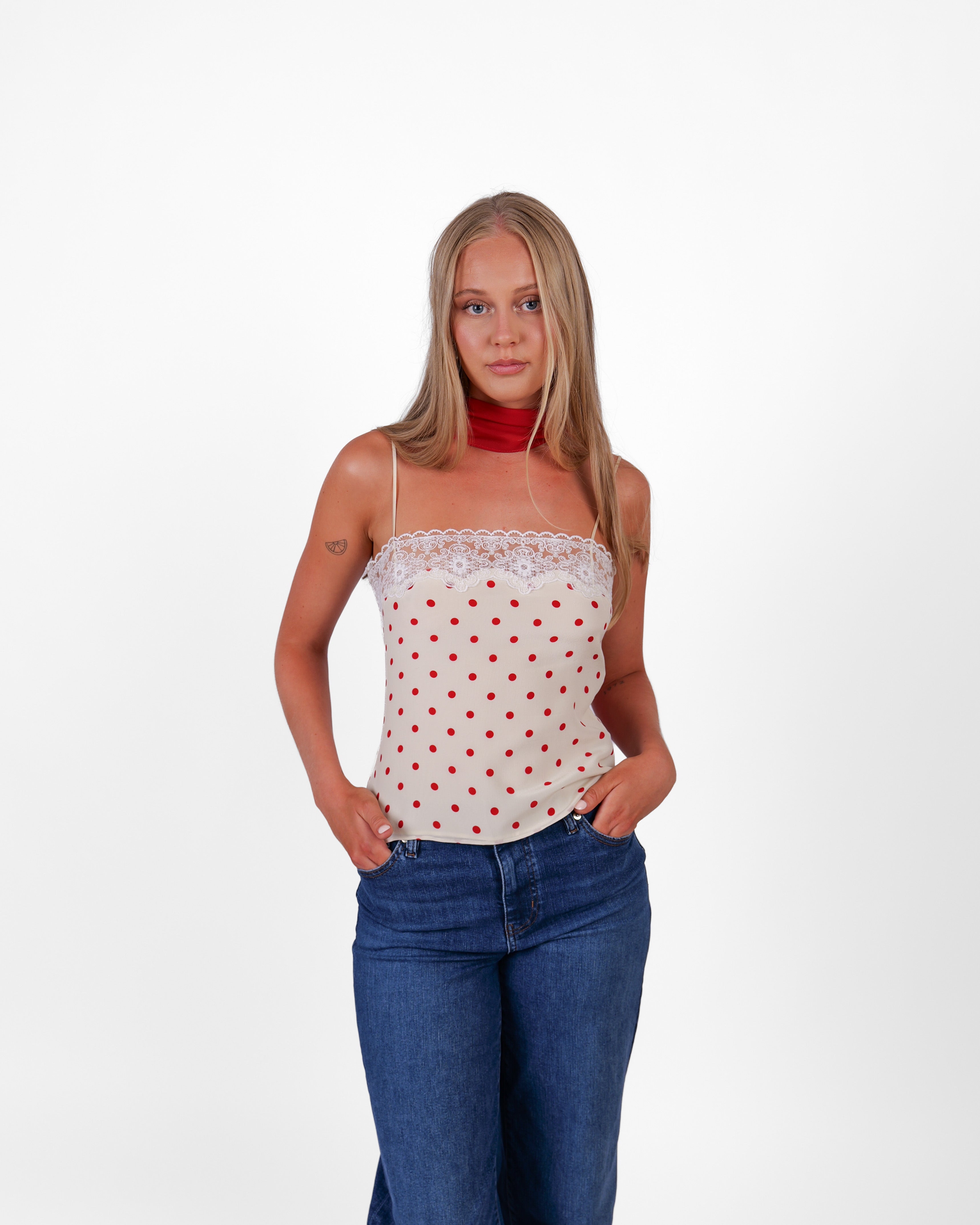Margaux Cami, Red