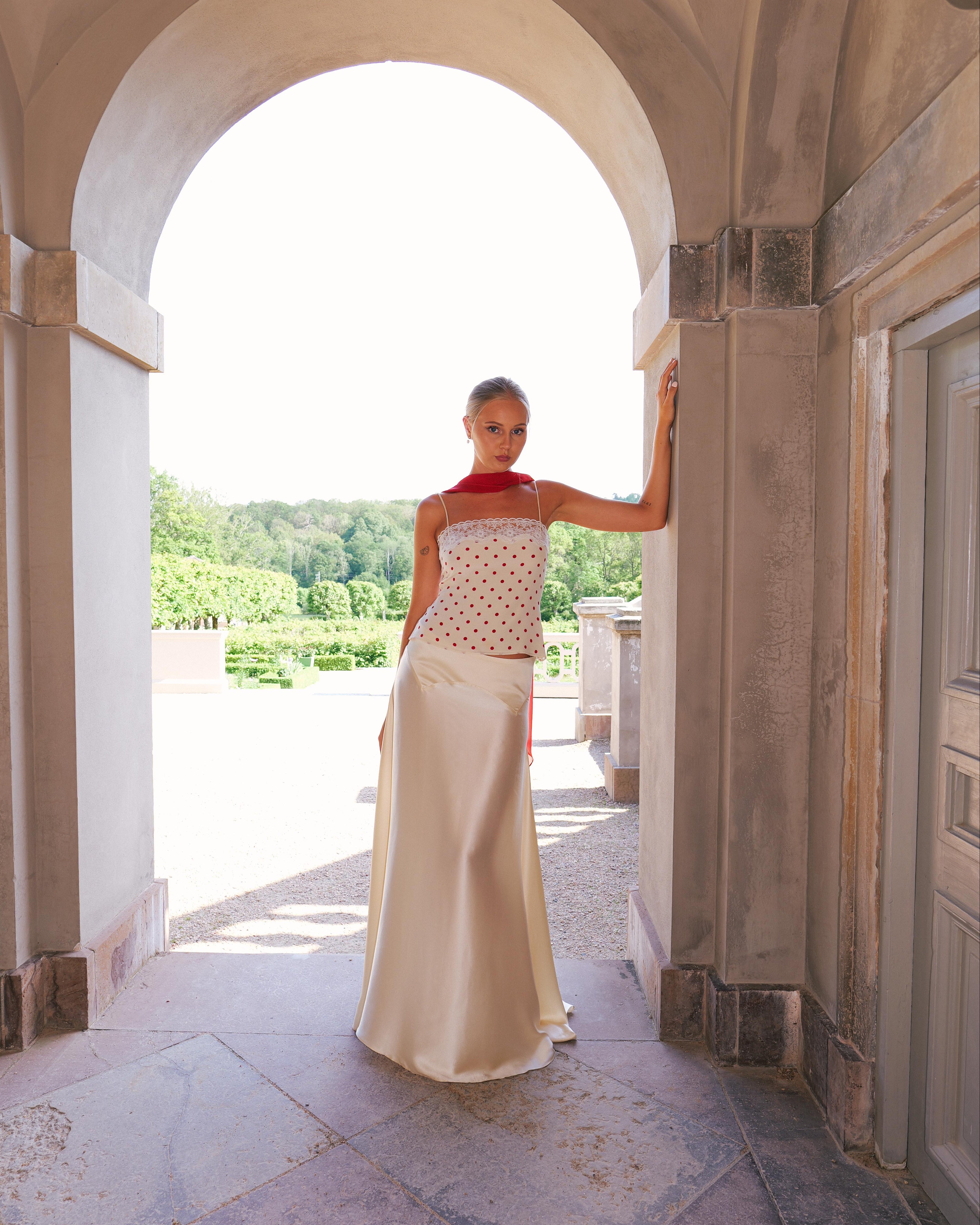 Margaux Cami, Red